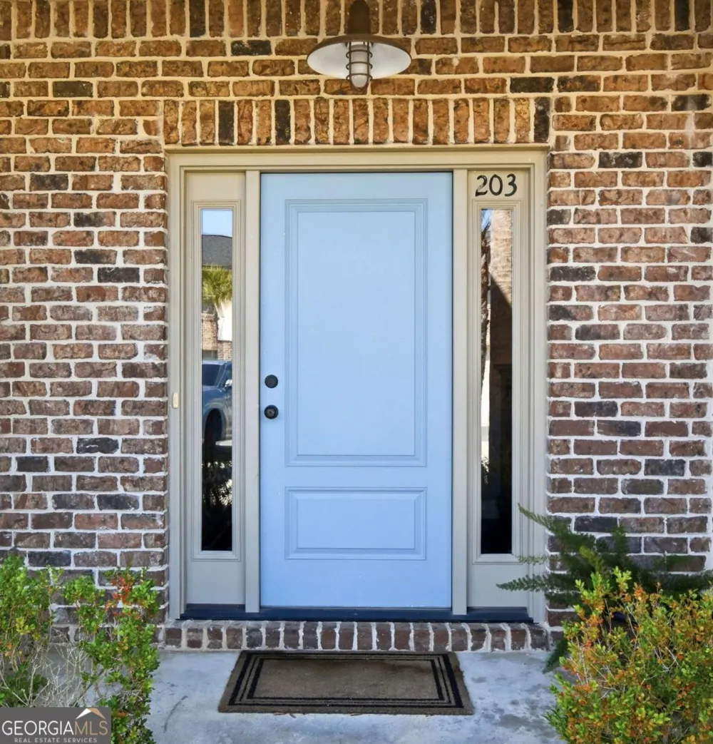 203 Mariners CIR St. Simons, GA 31522