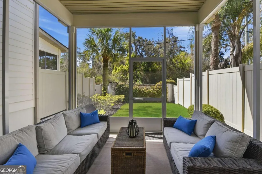 203 Mariners CIR St. Simons, GA 31522