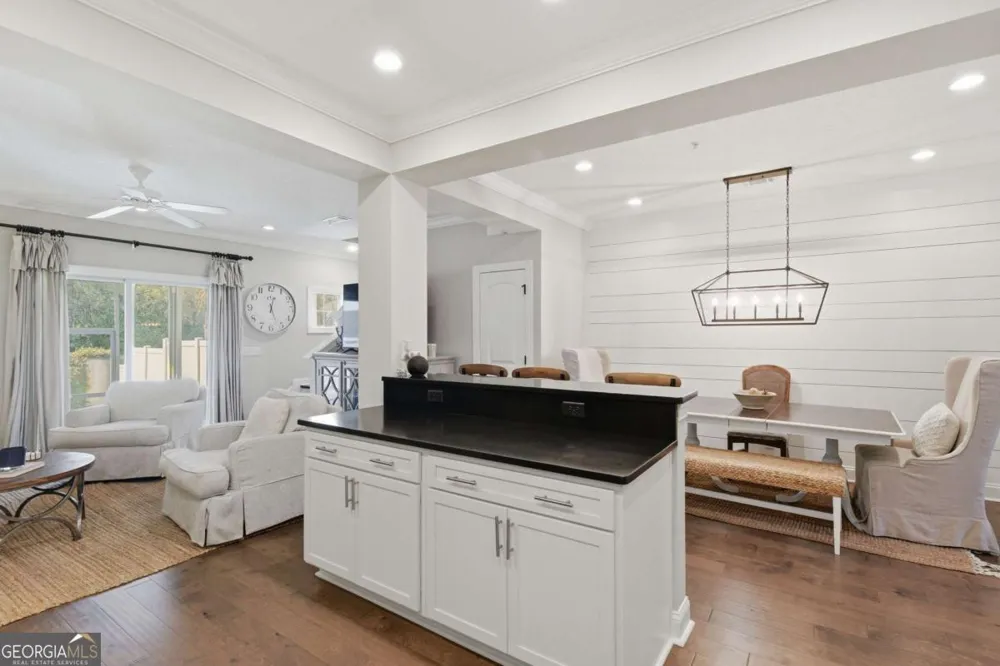 203 Mariners CIR St. Simons, GA 31522