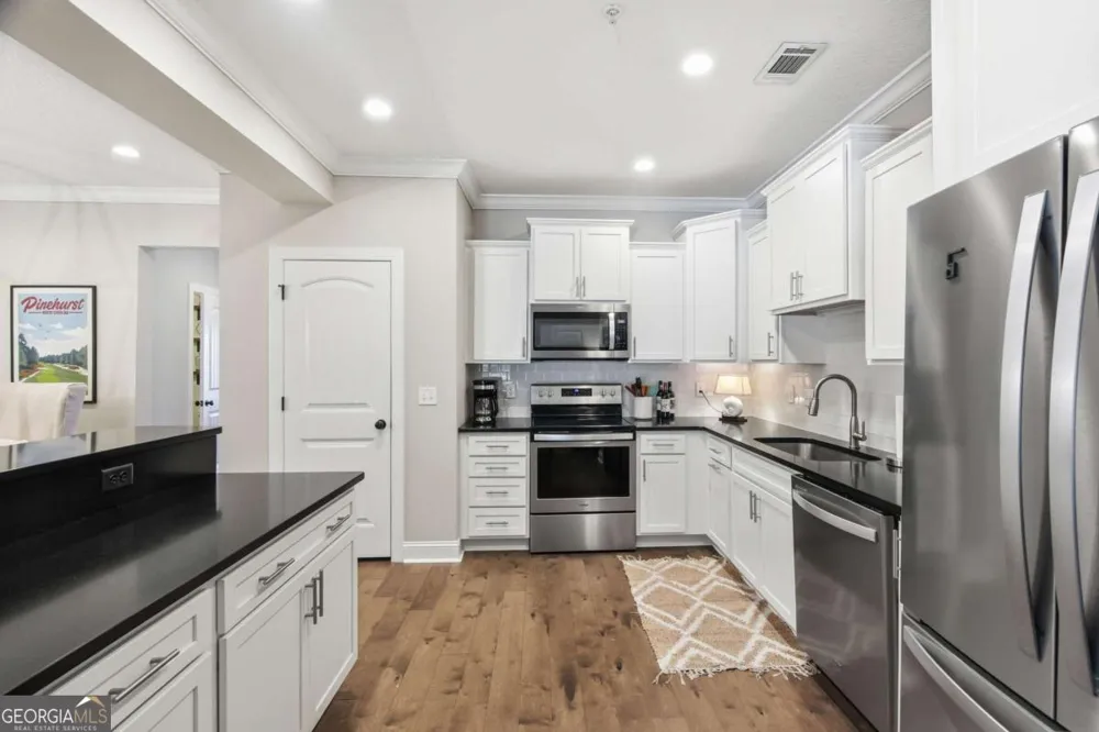 203 Mariners CIR St. Simons, GA 31522