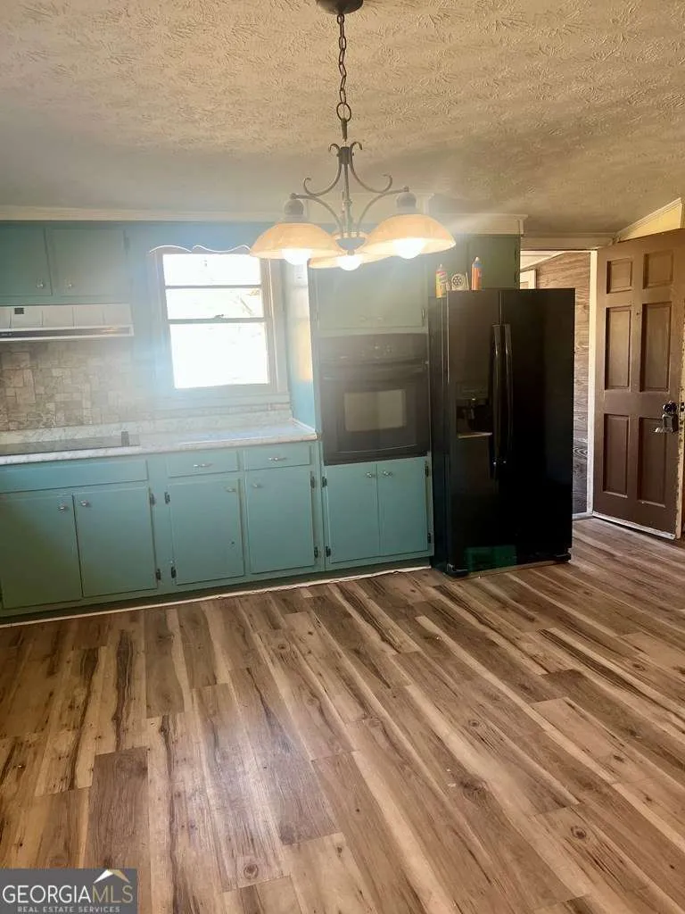 506 Washington AVE Waycross, GA 31501