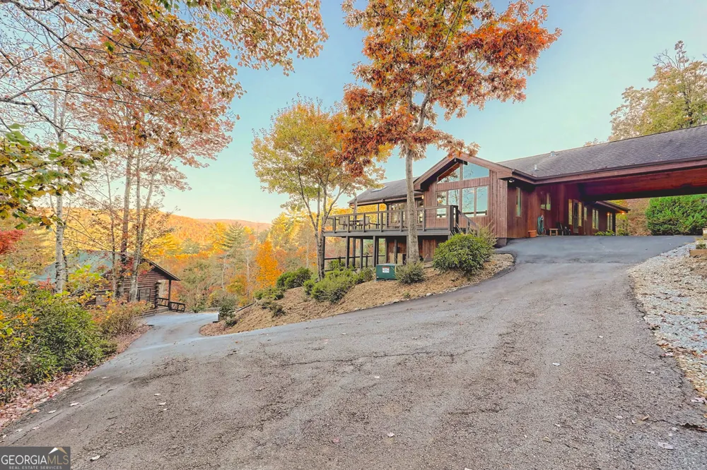 9406 Bridge Creek RD Tiger, GA 30576