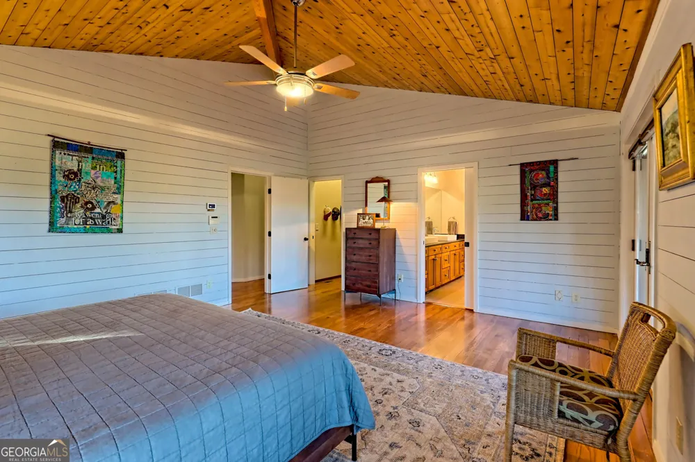 9406 Bridge Creek RD Tiger, GA 30576