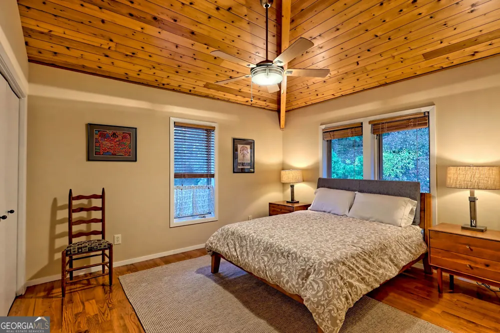 9406 Bridge Creek RD Tiger, GA 30576