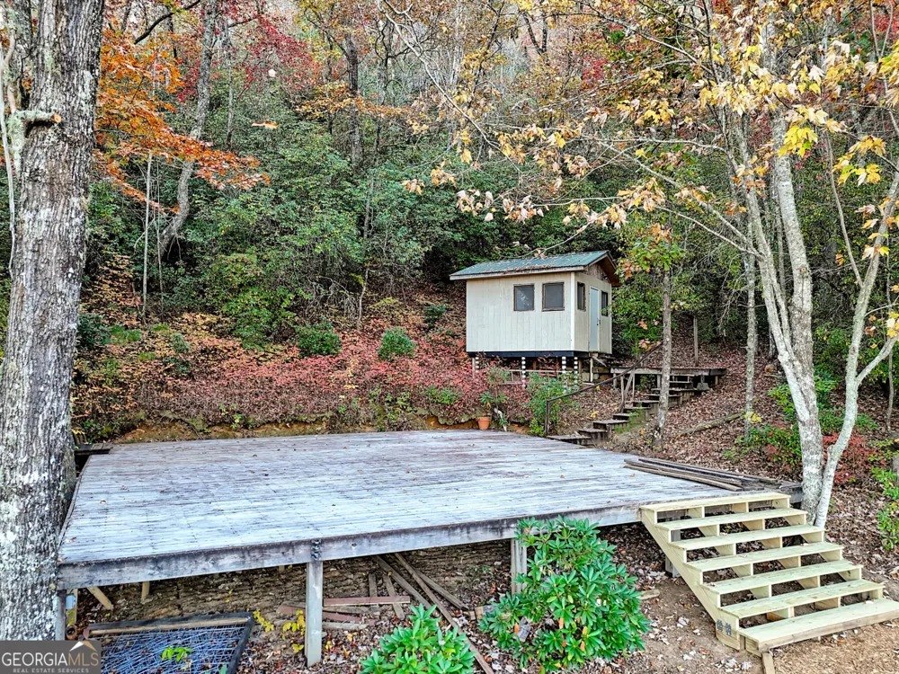 9406 Bridge Creek RD Tiger, GA 30576