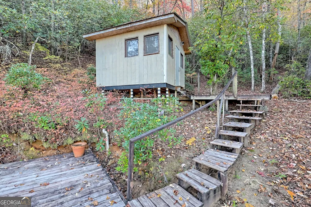 9406 Bridge Creek RD Tiger, GA 30576