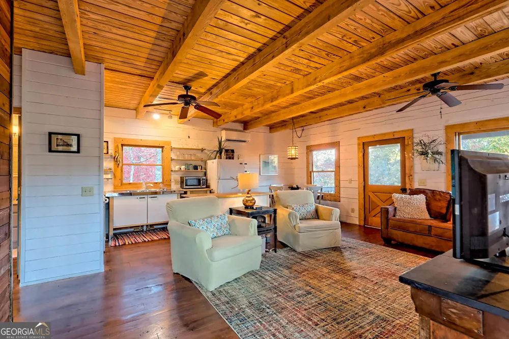 9406 Bridge Creek RD Tiger, GA 30576