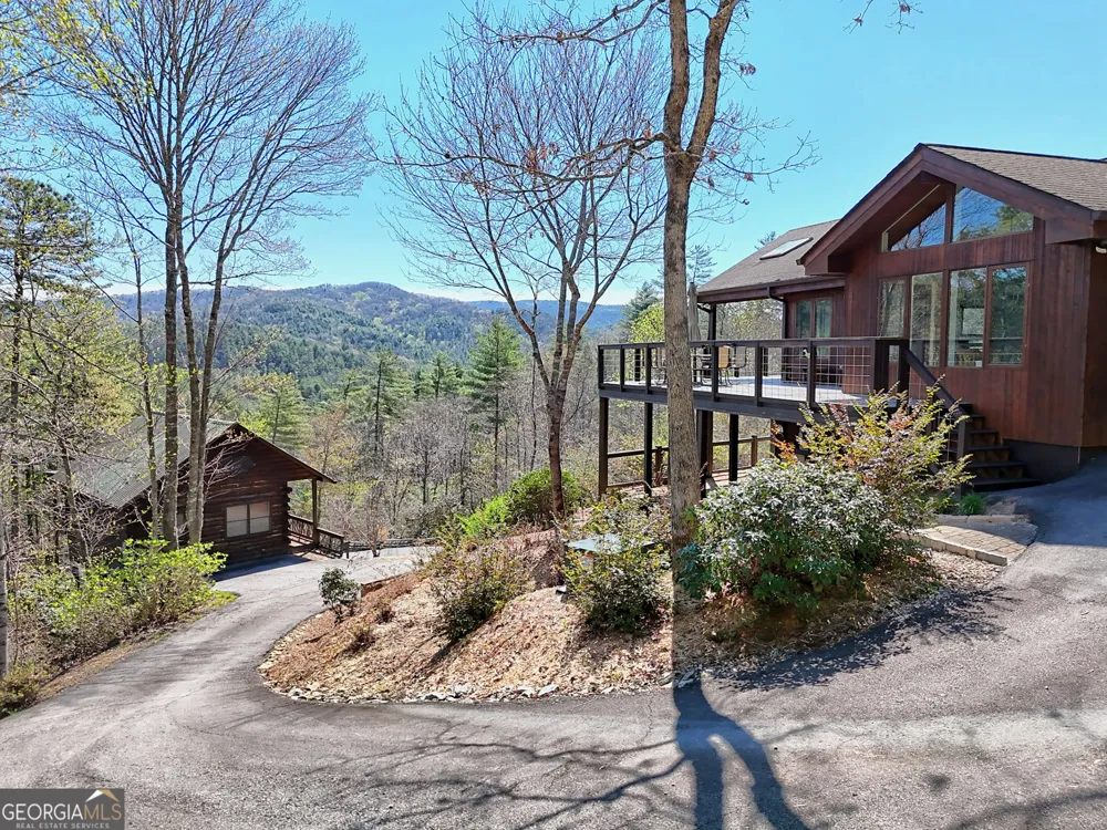 9406 Bridge Creek RD Tiger, GA 30576
