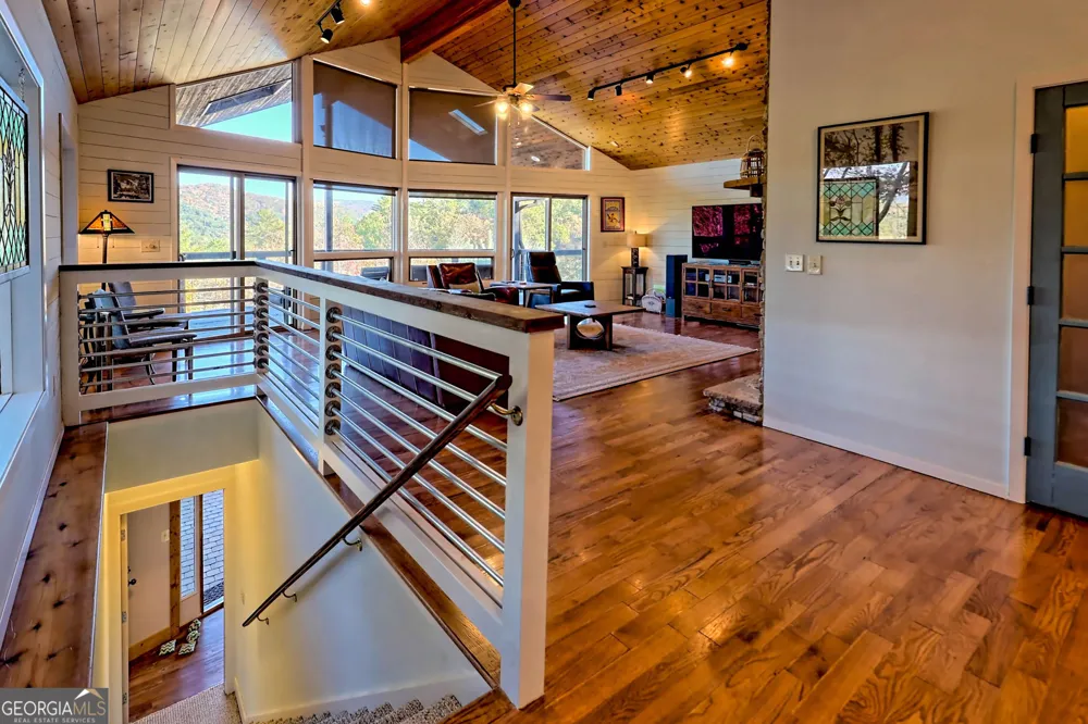 9406 Bridge Creek RD Tiger, GA 30576