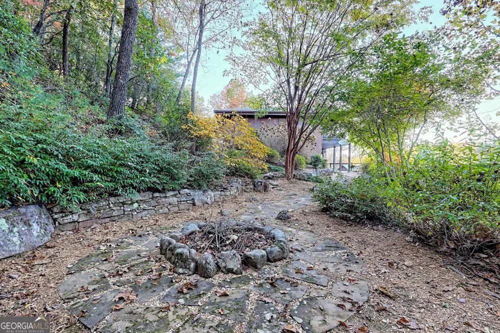9406 Bridge Creek RD Tiger, GA 30576
