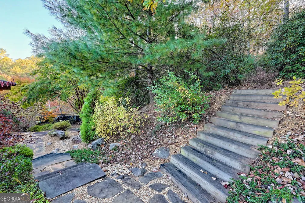 9406 Bridge Creek RD Tiger, GA 30576
