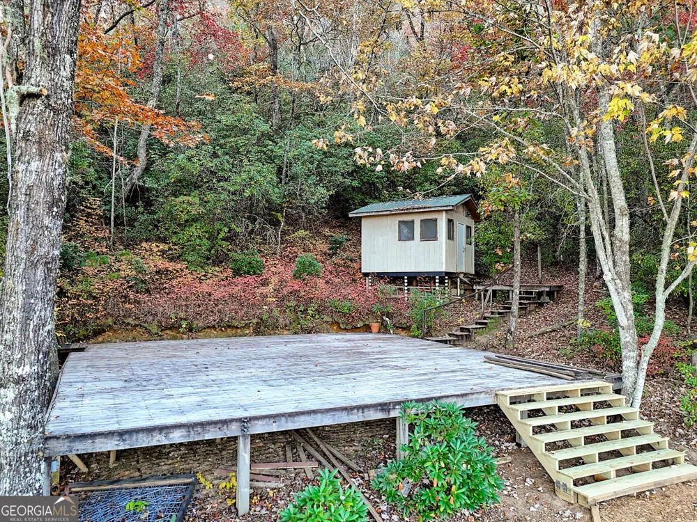 9406 Bridge Creek RD Tiger, GA 30576
