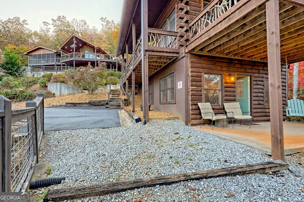 9406 Bridge Creek RD Tiger, GA 30576