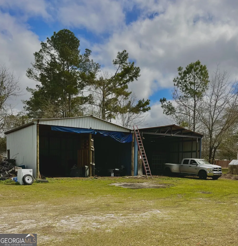 705 Geiger ST Mount Vernon, GA 30445