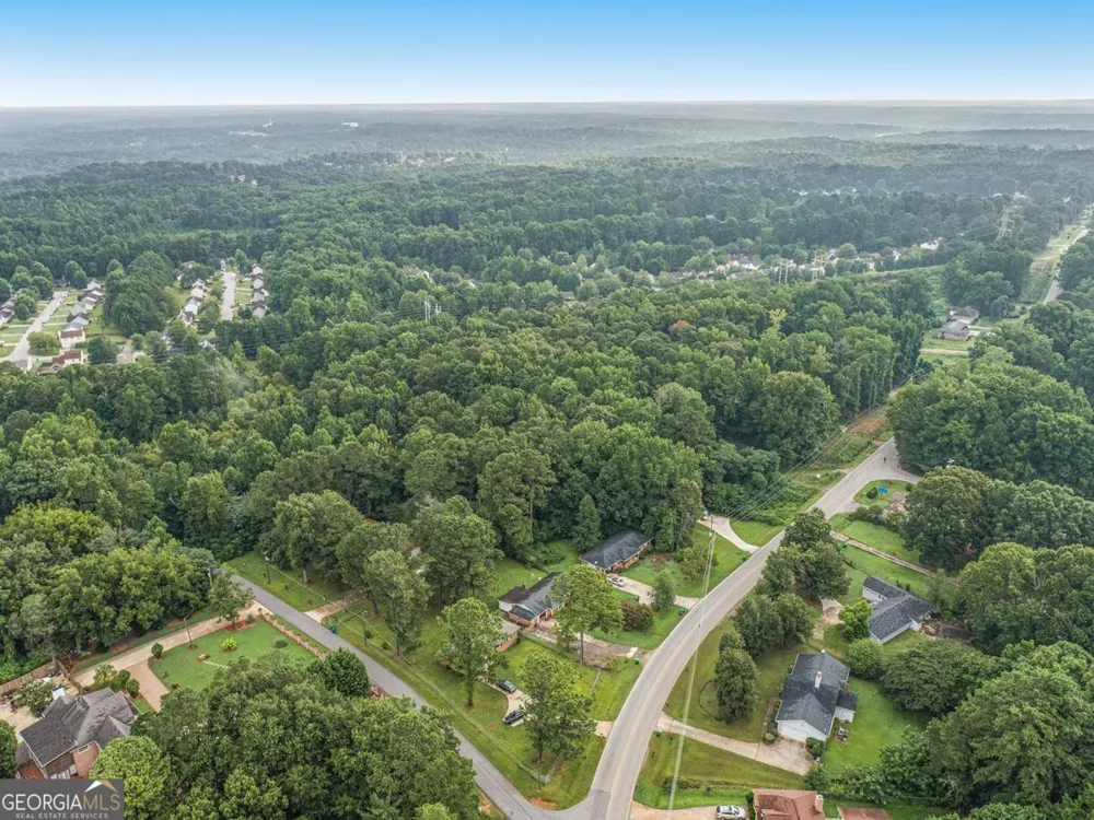 3520 Linecrest RD Ellenwood, GA 30294