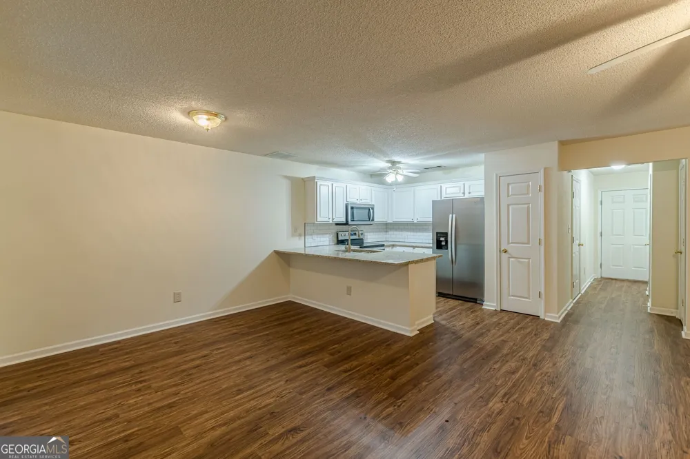 137 Venture PATH Hiram, GA 30141