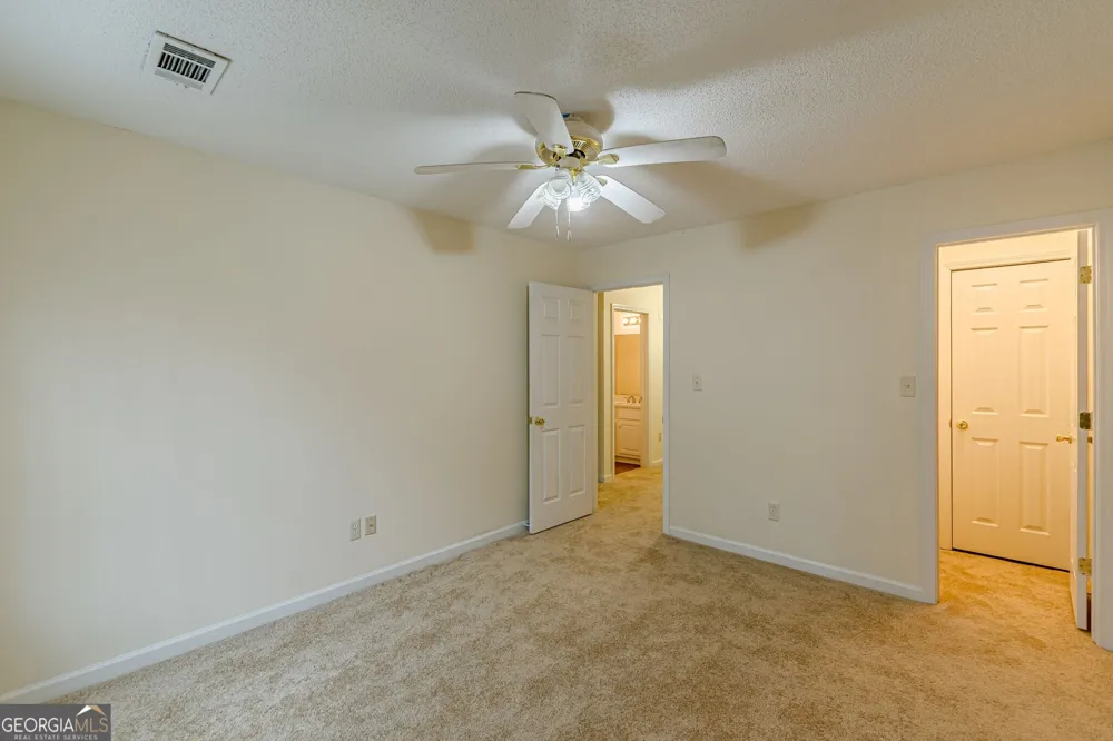 137 Venture PATH Hiram, GA 30141