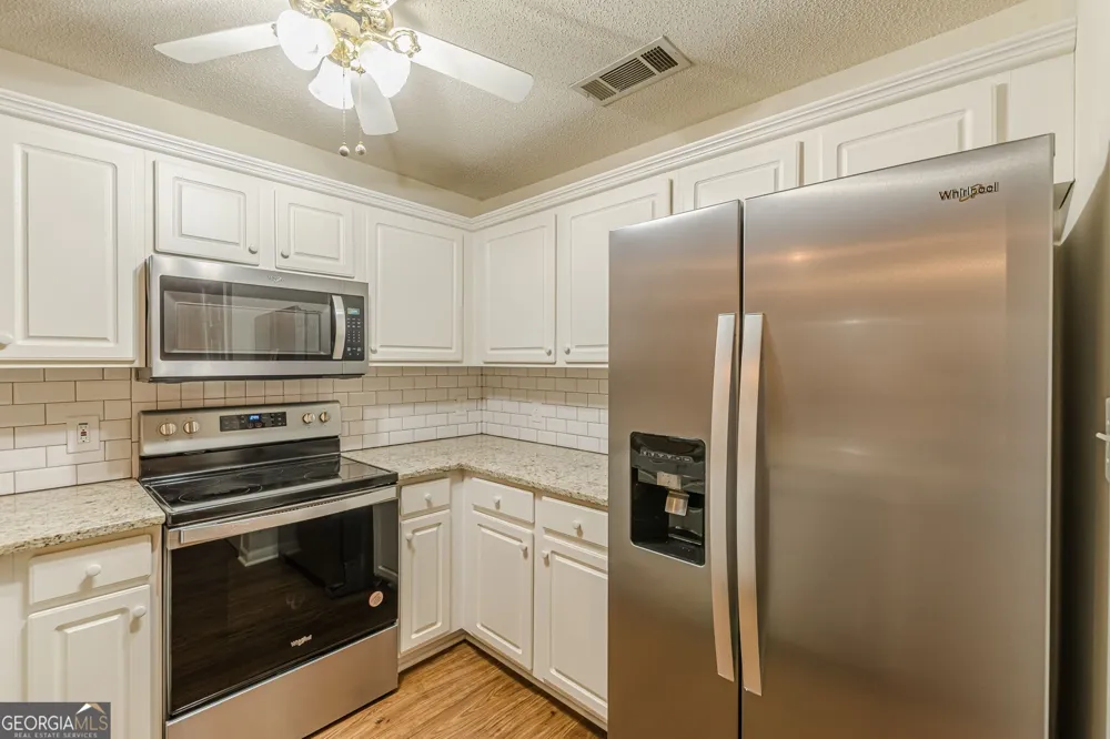 137 Venture PATH Hiram, GA 30141