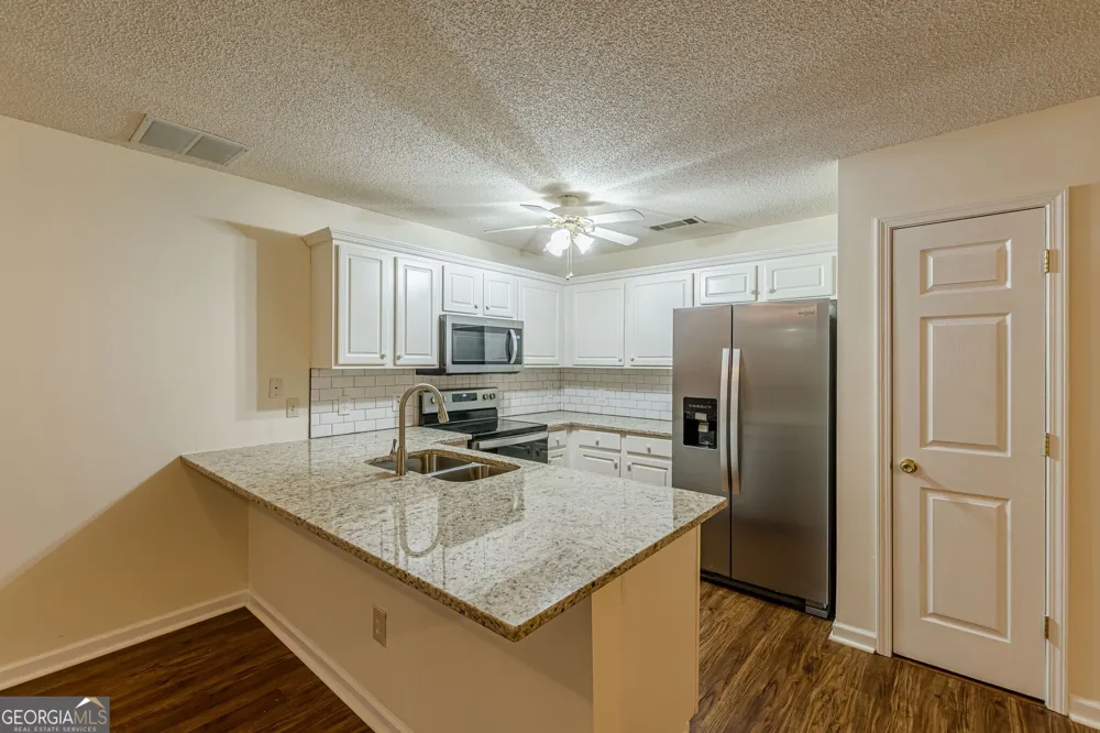 137 Venture PATH Hiram, GA 30141