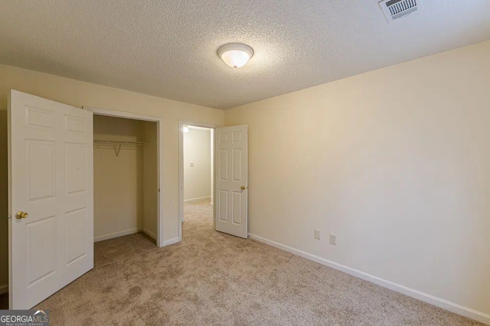 137 Venture PATH Hiram, GA 30141