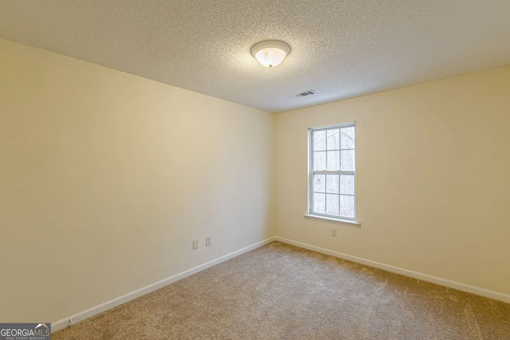 137 Venture PATH Hiram, GA 30141