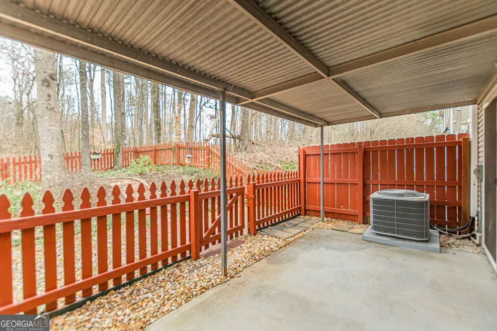 137 Venture PATH Hiram, GA 30141