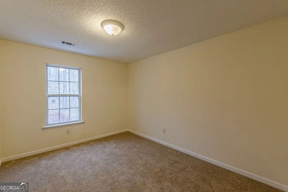 137 Venture PATH Hiram, GA 30141