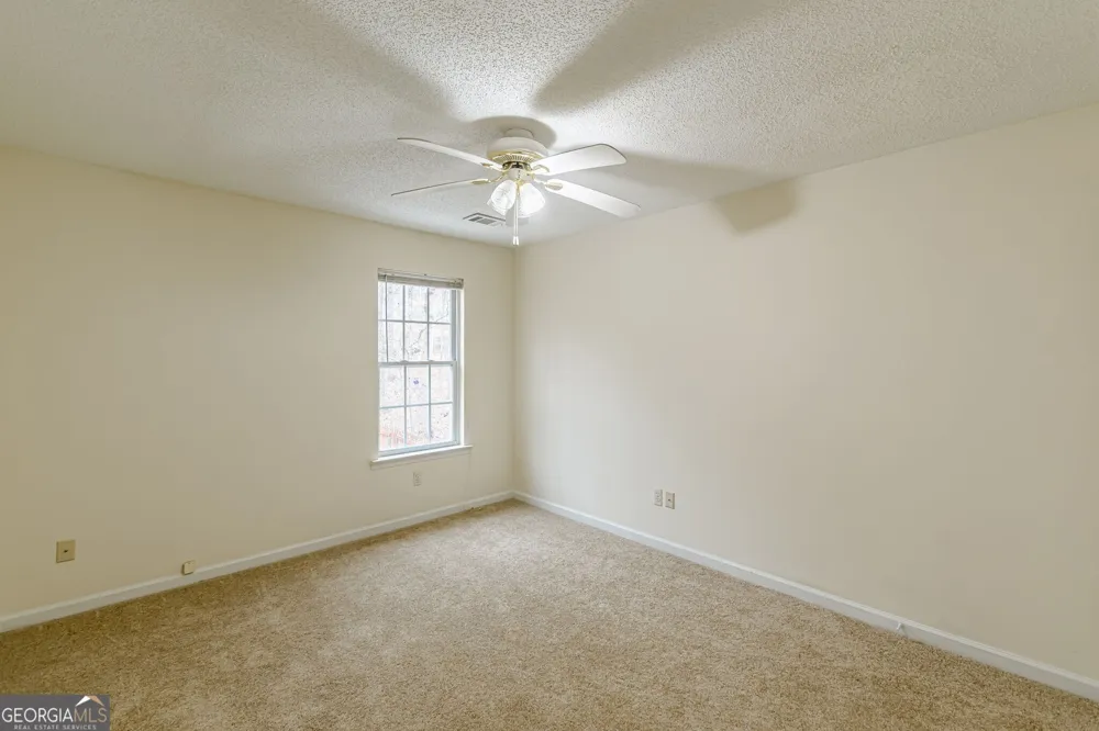 137 Venture PATH Hiram, GA 30141