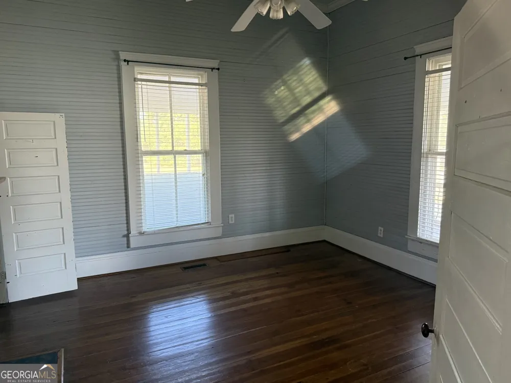 315 Pine AVE Pinehurst, GA 31070