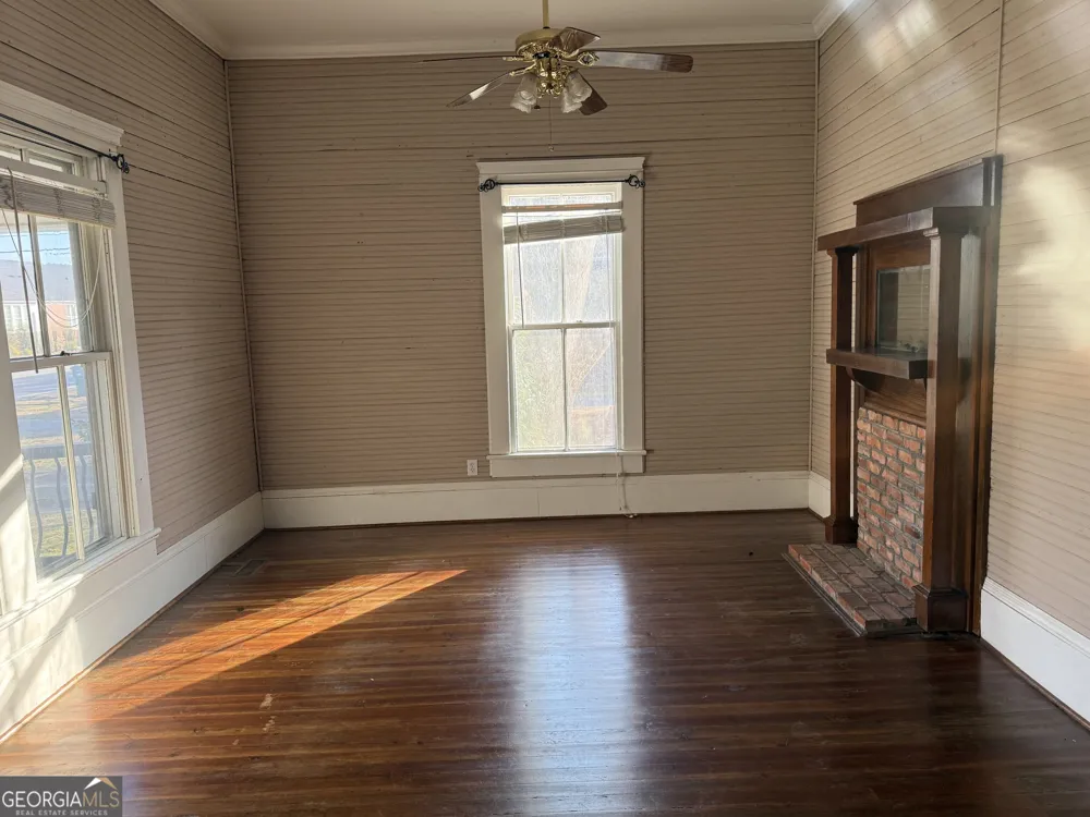 315 Pine AVE Pinehurst, GA 31070