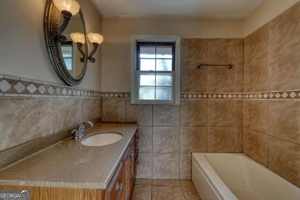 110 Johnson RD Hayesville, NC 28904