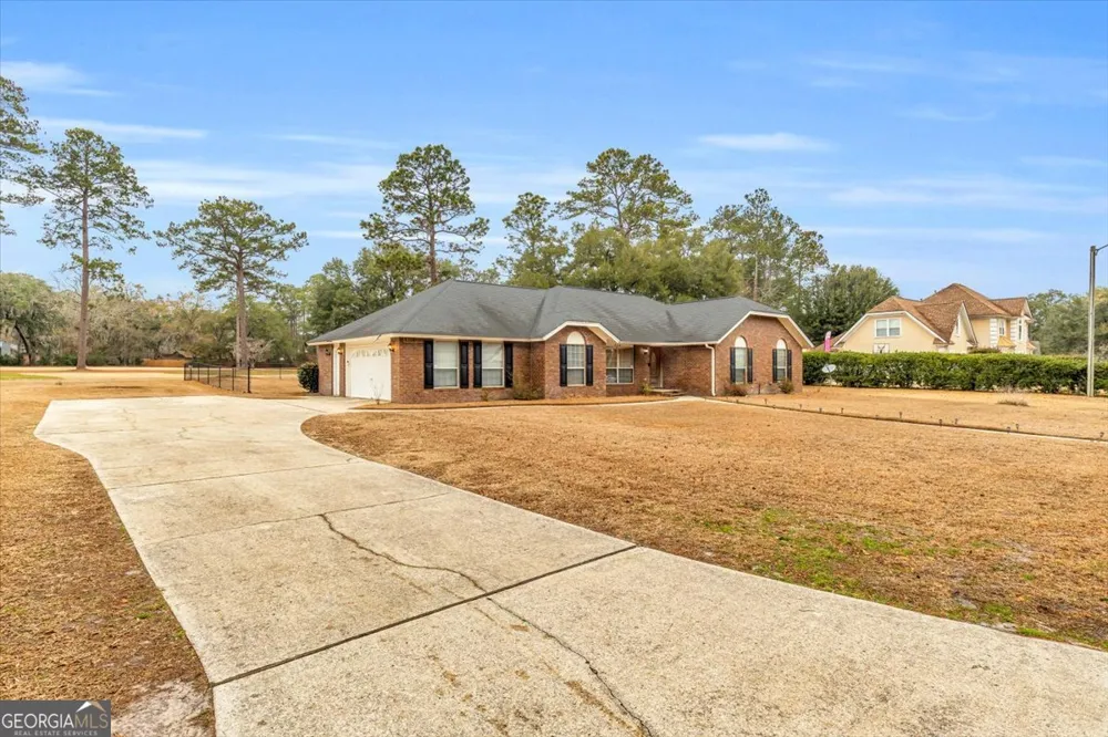 226 Cherokee TRL Hinesville, GA 31313