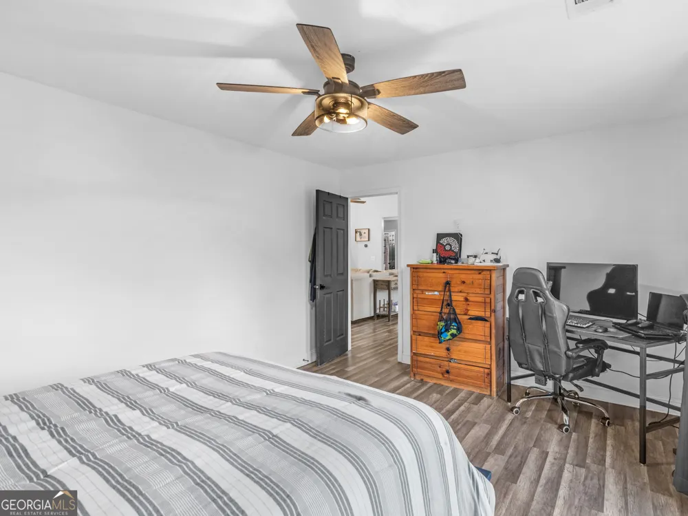 215 Almon AVE Tallapoosa, GA 30176