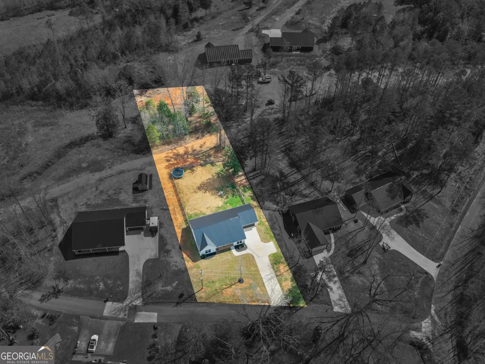 215 Almon AVE Tallapoosa, GA 30176