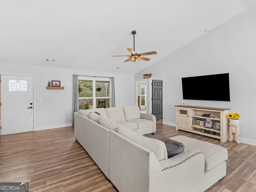 215 Almon AVE Tallapoosa, GA 30176