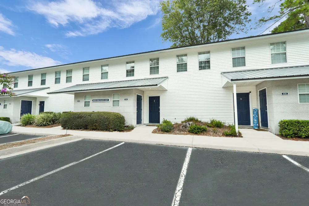 114 S Island Square DR St. Simons, GA 31522