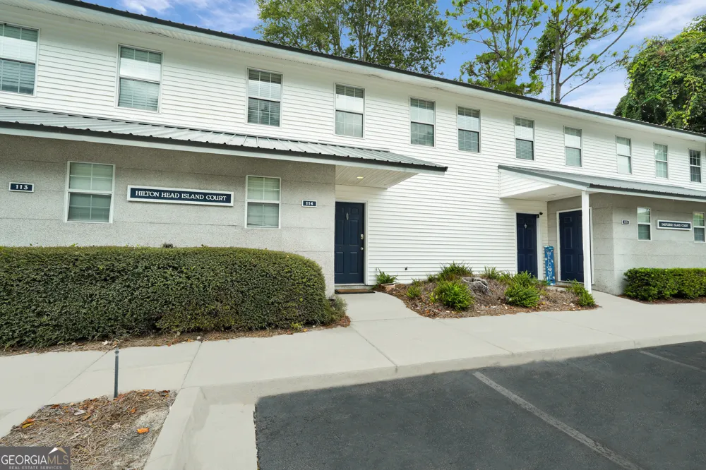 114 S Island Square DR St. Simons, GA 31522