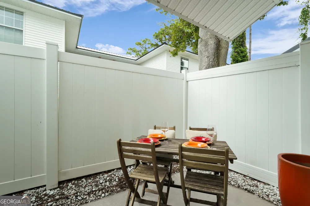 114 S Island Square DR St. Simons, GA 31522
