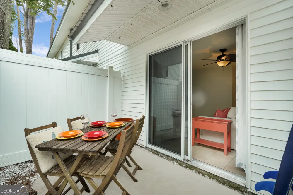 114 S Island Square DR St. Simons, GA 31522