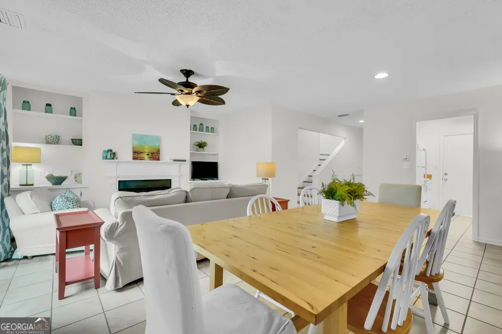 114 S Island Square DR St. Simons, GA 31522