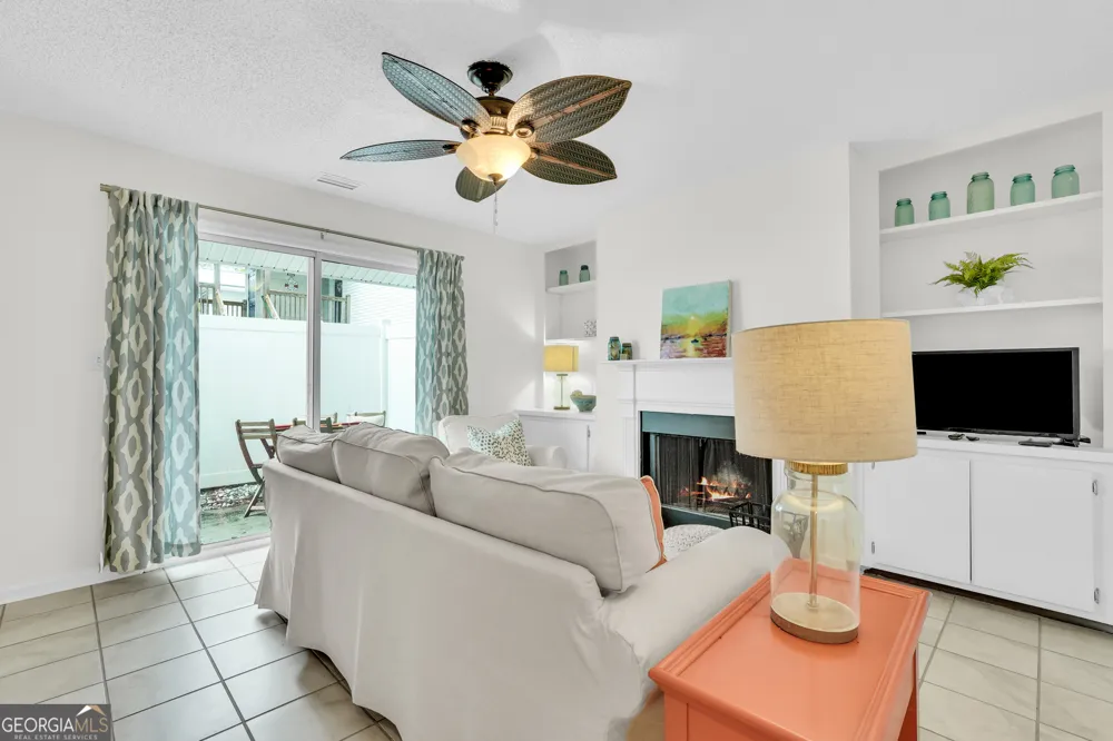 114 S Island Square DR St. Simons, GA 31522