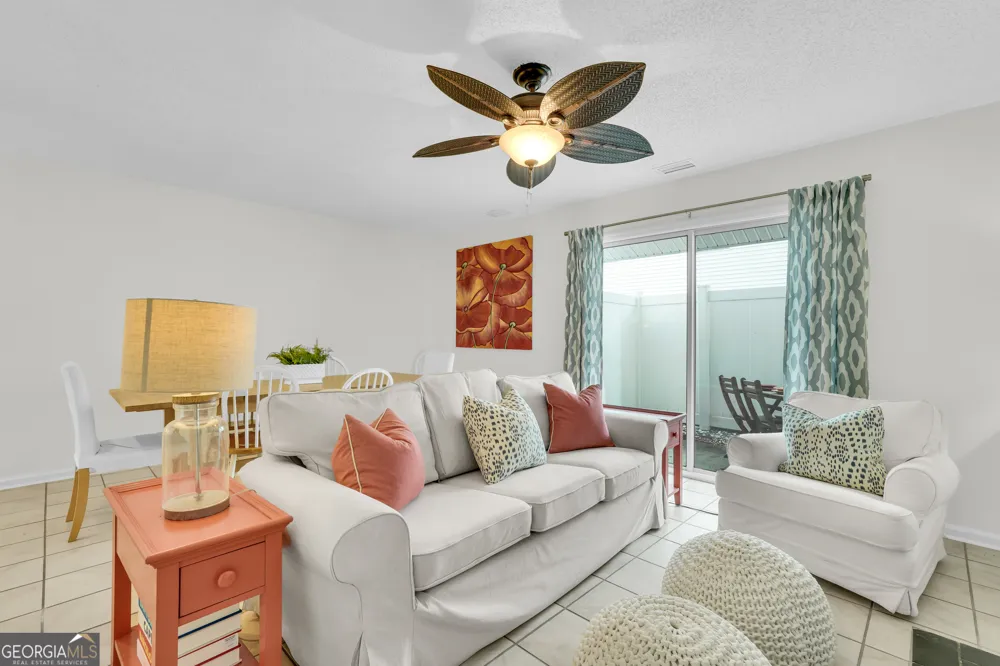 114 S Island Square DR St. Simons, GA 31522
