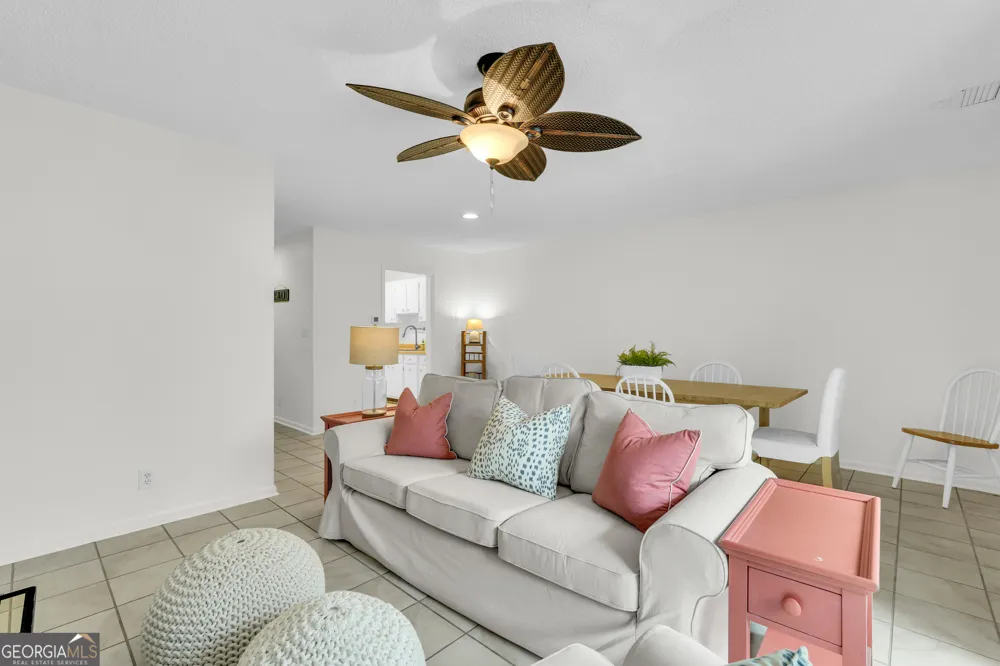 114 S Island Square DR St. Simons, GA 31522