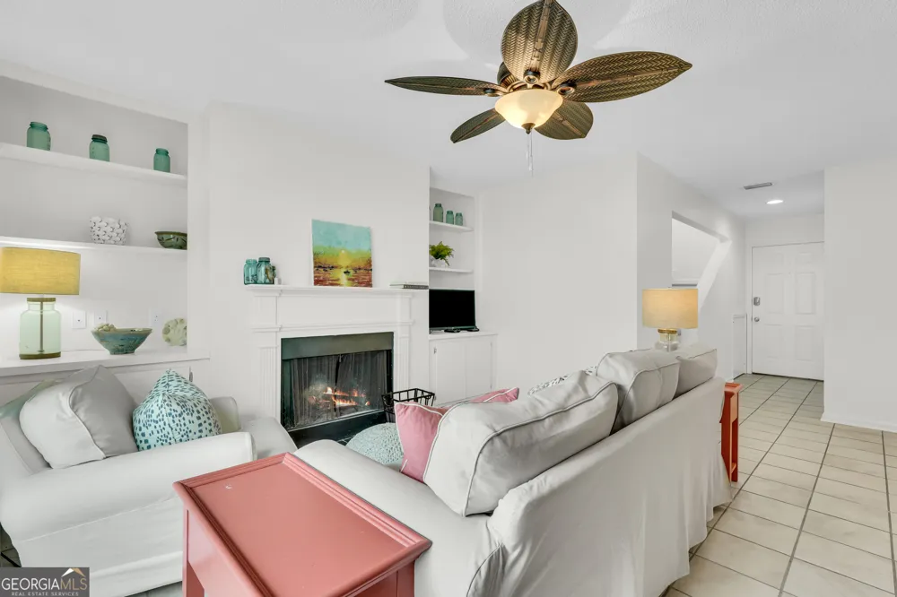 114 S Island Square DR St. Simons, GA 31522