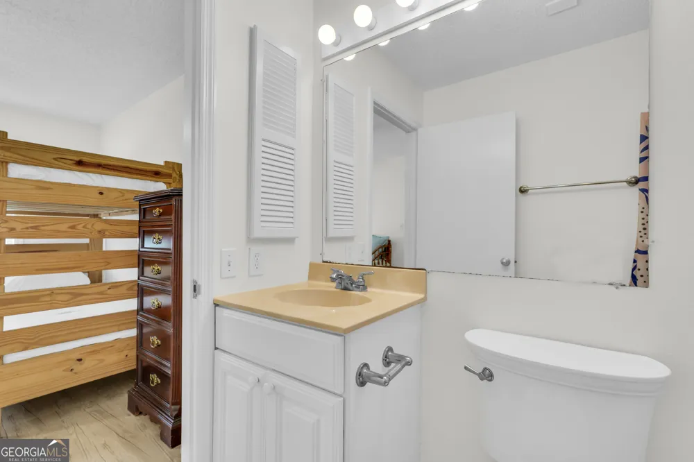 114 S Island Square DR St. Simons, GA 31522