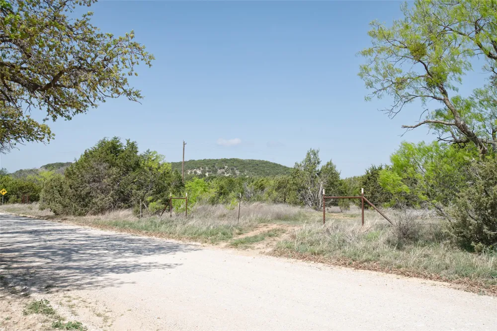 County RD 184 Ovalo, TX 79541