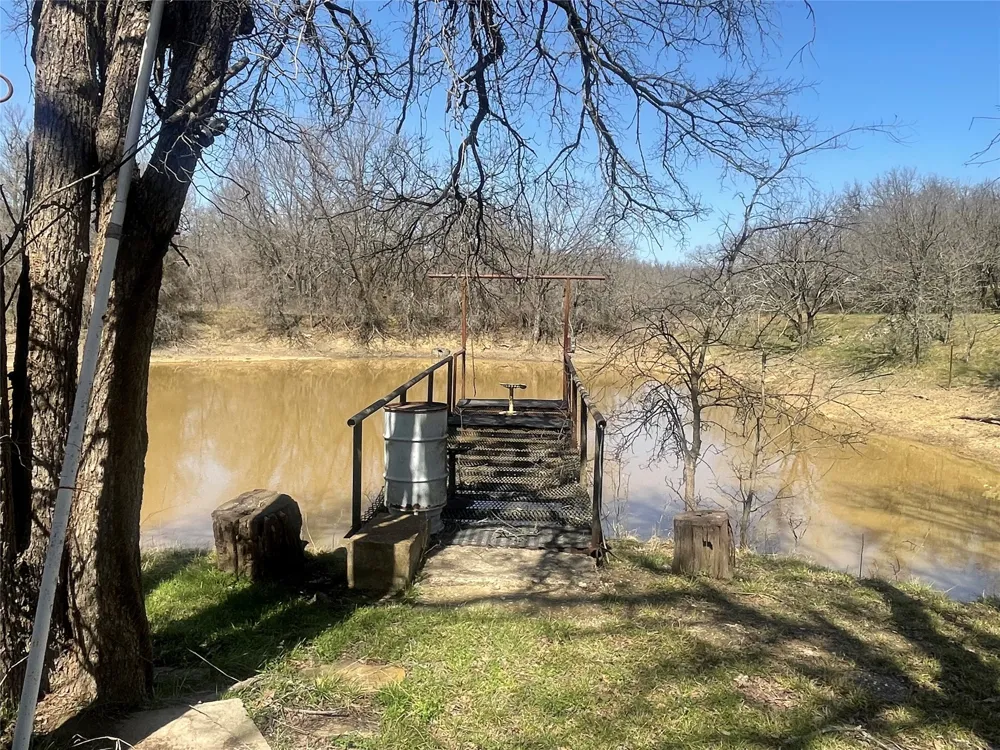 3141 Rogers Road Jacksboro, TX 76458