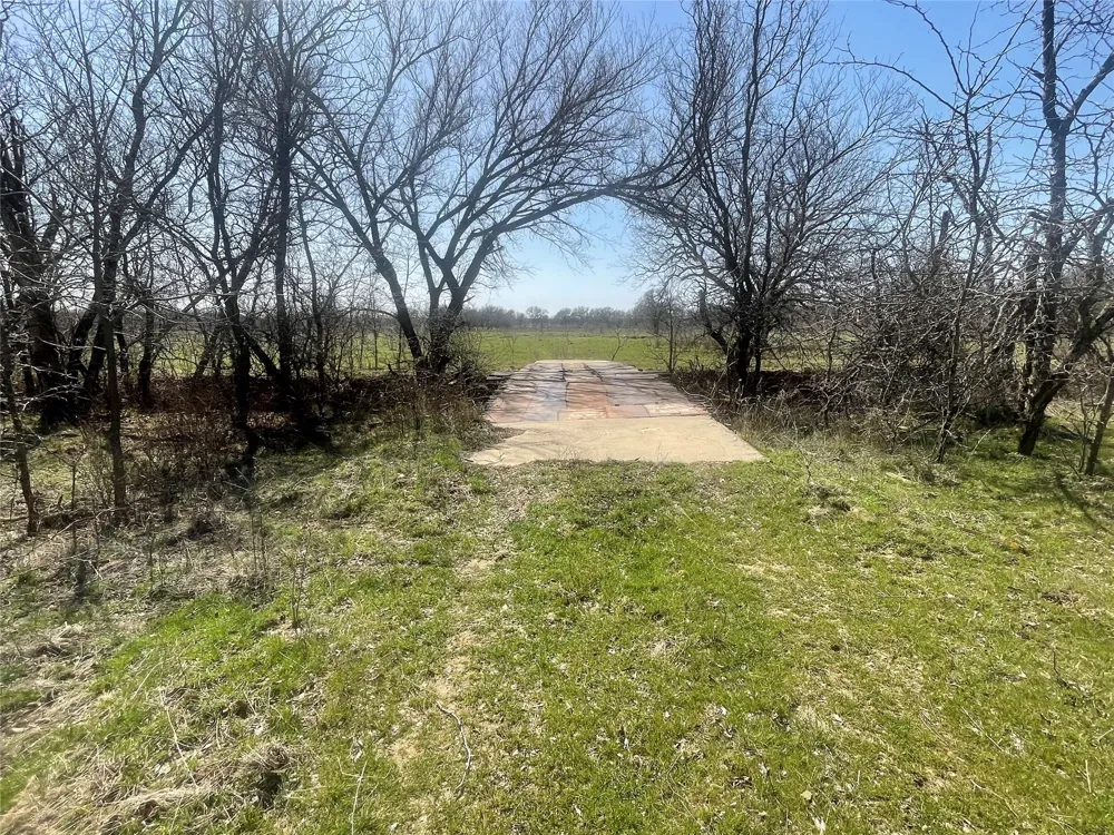 3141 Rogers Road Jacksboro, TX 76458