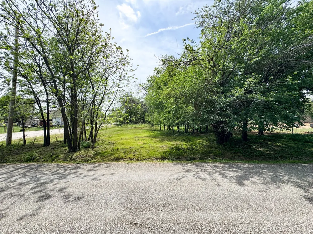 301 W 2nd Street Cisco, TX 76437