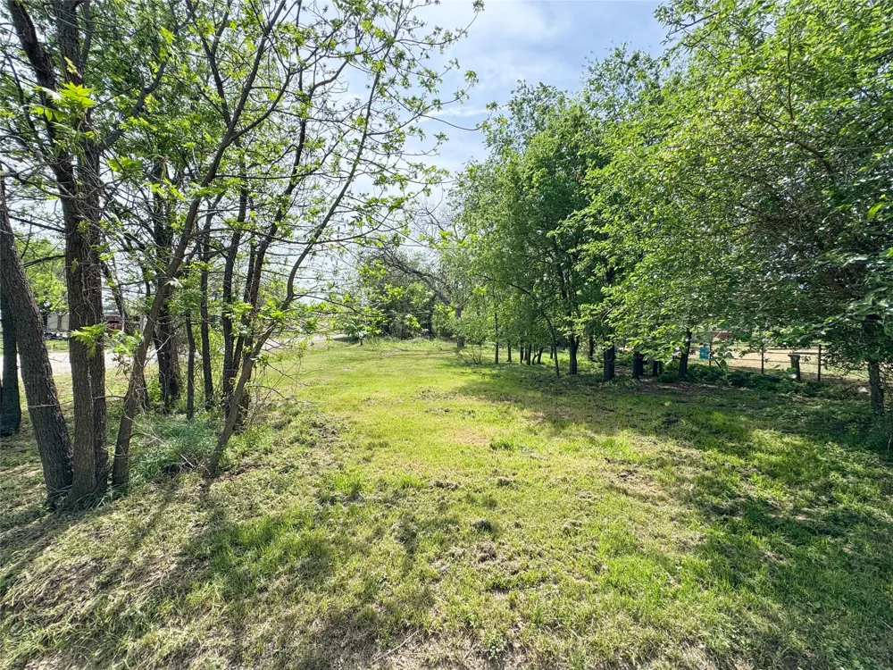 301 W 2nd Street Cisco, TX 76437